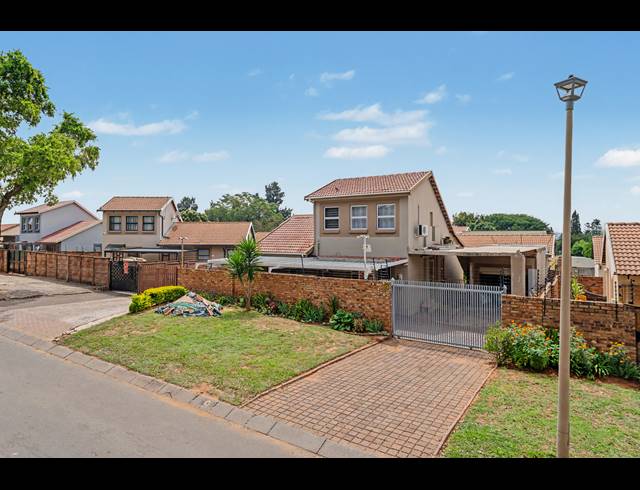 3 BEDROOM HOUSE FOR SALE IN NOORDWYK